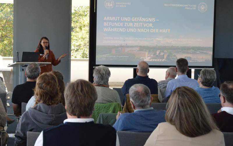 PD Dr. Nicole Bögelein bei ihrem Impulsvortrag